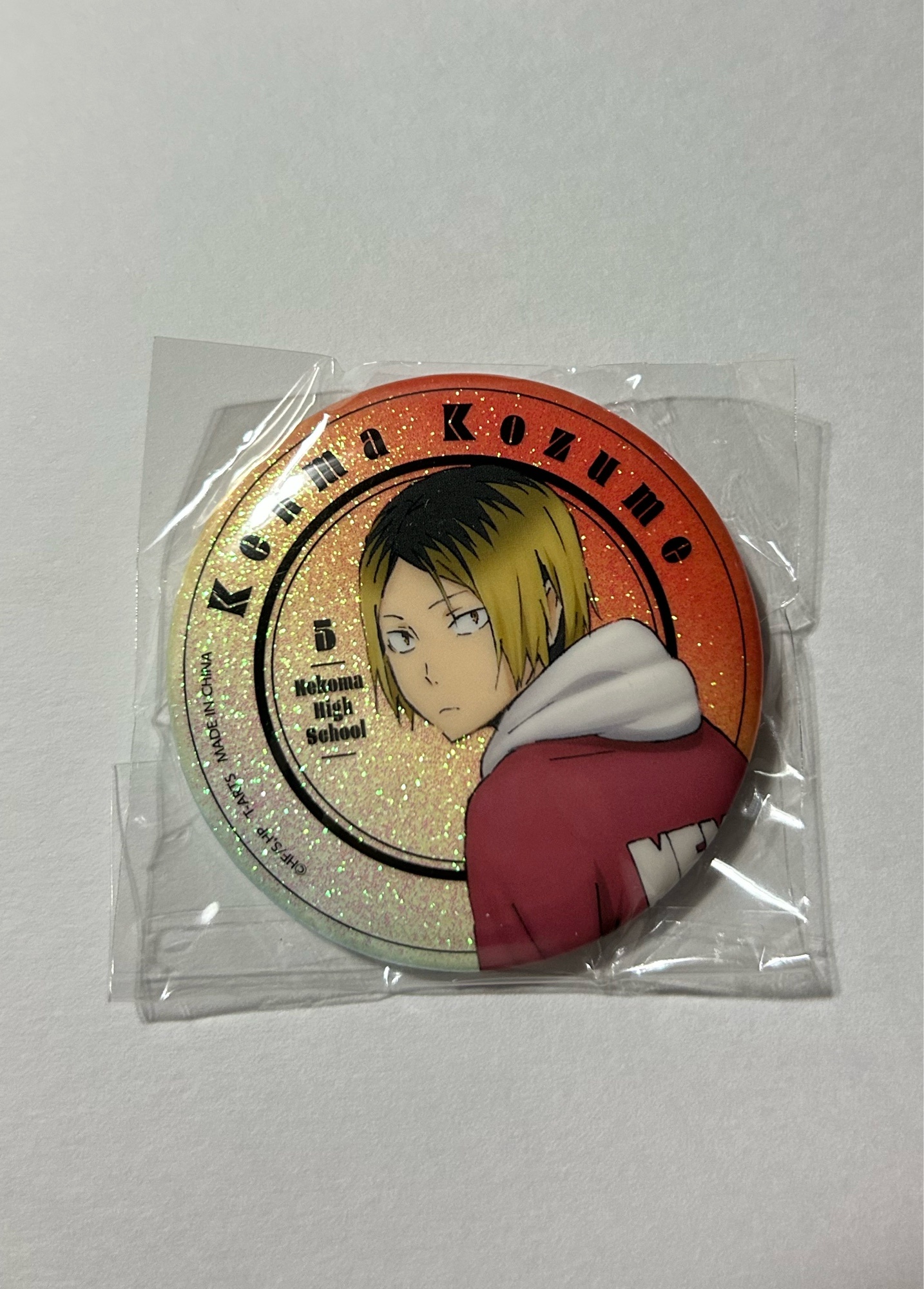 ハイキュー!!振り向きシャイニー缶バッジ 孤爪研磨